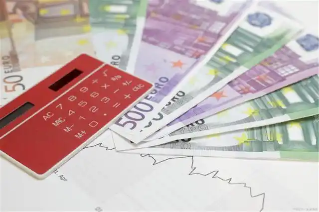 股票破位是什么意思__ 底部穿头破脚K线形态 