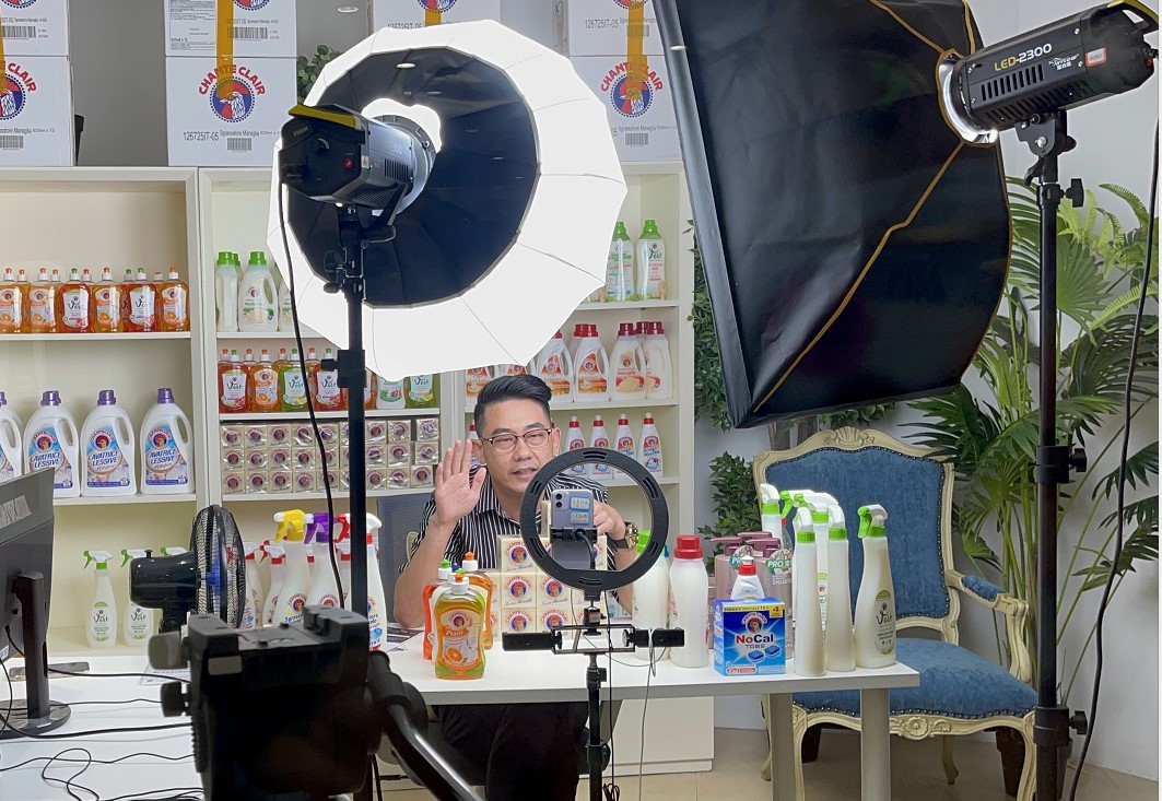 义乌外贸数字化转型_义乌外贸公司注册人是个人吗_卫浴产品跨境电商出口