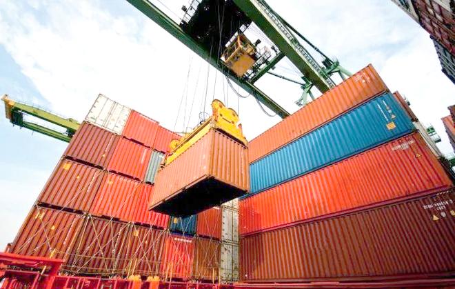 中集集团2024年第三季度业绩报告_中集集团集装箱产销量同比增长分析_中国最大的集装箱运输企业