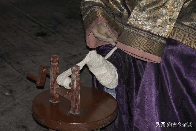 中国文化对性别角色的影响有哪些_古代女人地位低原因_生产力分工影响