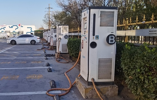 2023年欧盟新增电动汽车公共充电桩超15万个，累计超63万个