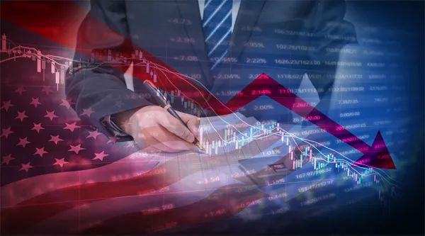 中概股持续受挫，QDII基金表现不佳，现在还有人做美股日内交易员吗？